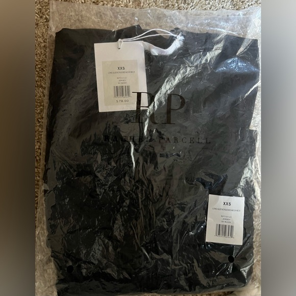 Long Sleeve Ruched Mock Neck - Picture 3 of 3